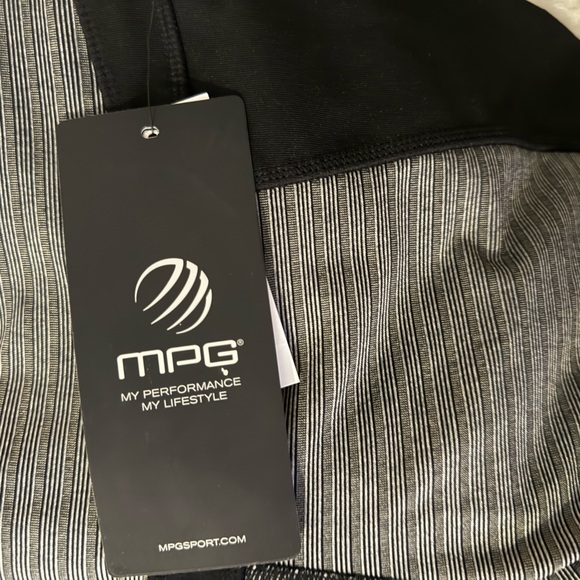 NWT! MPG Sport Kara Stripe Leggings size Small - Picture 4 of 4